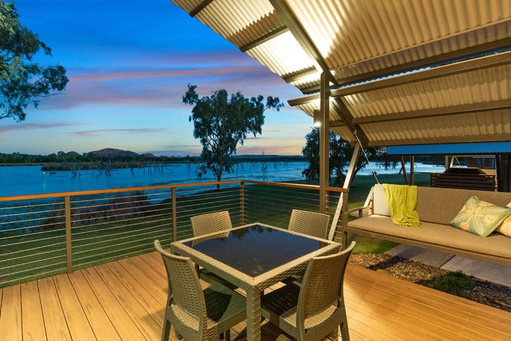 Kimberleyland Waterfront Holiday Park Kununurra Eksteriør bilde